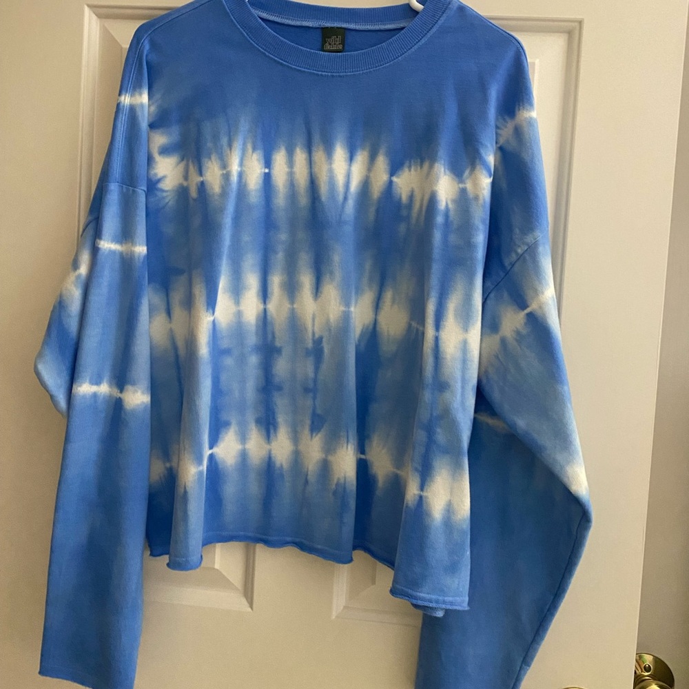 Tie-Dye Blue and White Crewneck